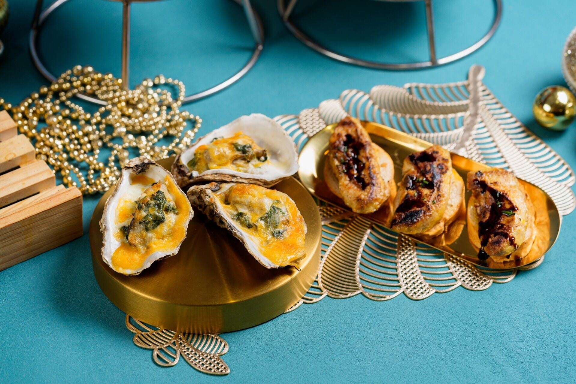 Baked Oyster with Cheese, Pan fried Duck Liver on Toast 芝士焗蠔, 香煎鴨肝多士