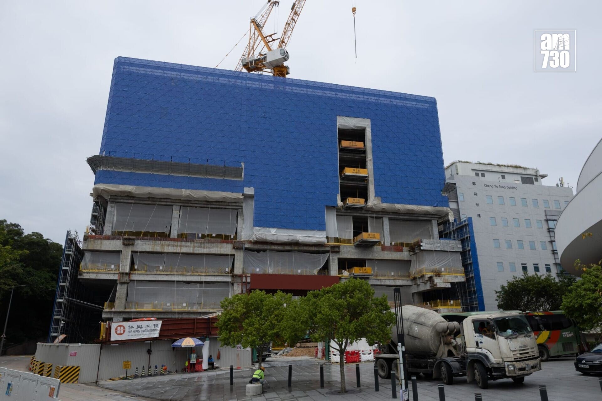 香港科技大學正籌建本港第三間醫學院,介紹籌建醫學院的最新進展。8層樓的醫學教研綜合大樓上星期已經平頂。(蘇文傑攝)