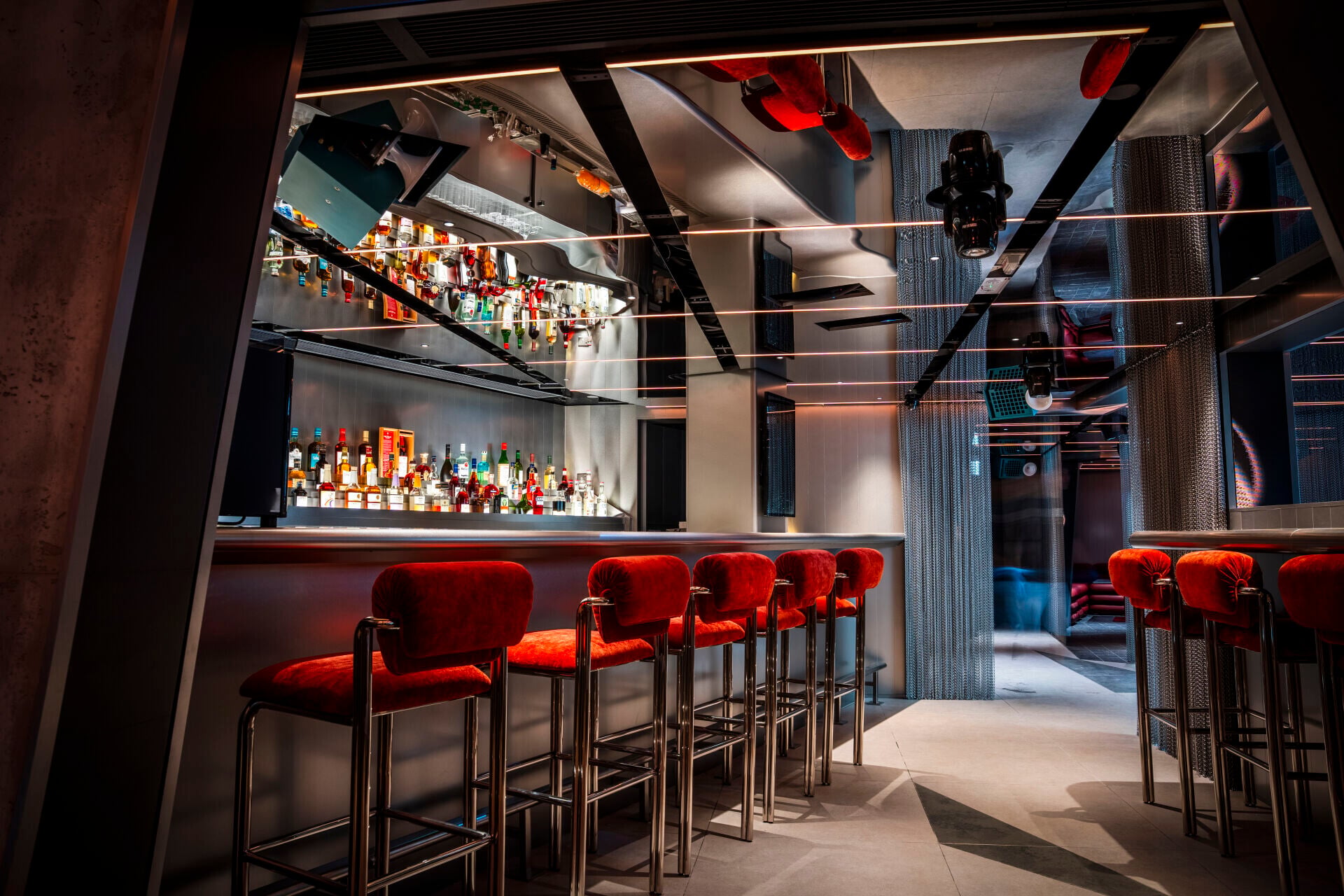 AOAO Bar