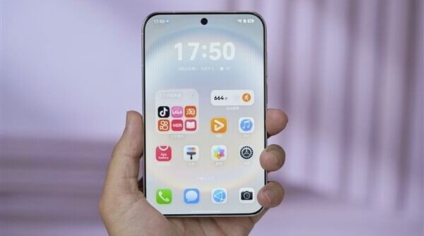 HUAWEI nova 闊直板手機規格流出 門檻較Pura系列低吸引年輕用家（網上效果圖）
