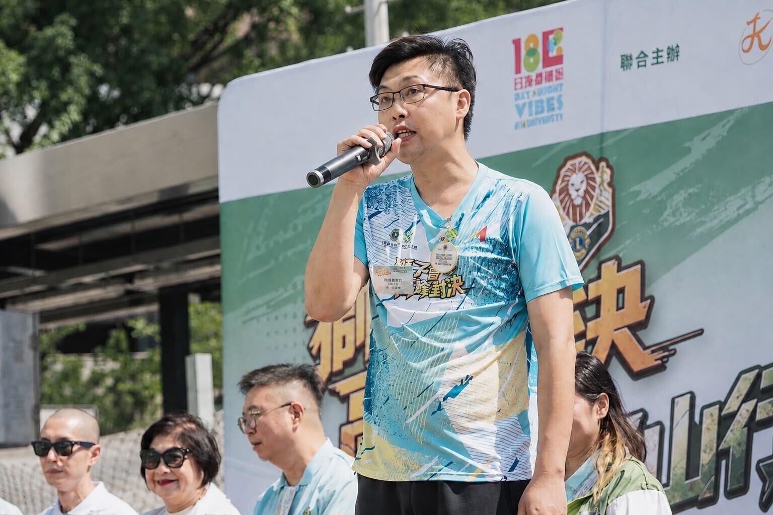 大會主席黃偉廉先生鼓勵青少年通過越野跑走進大自然,挑戰自我