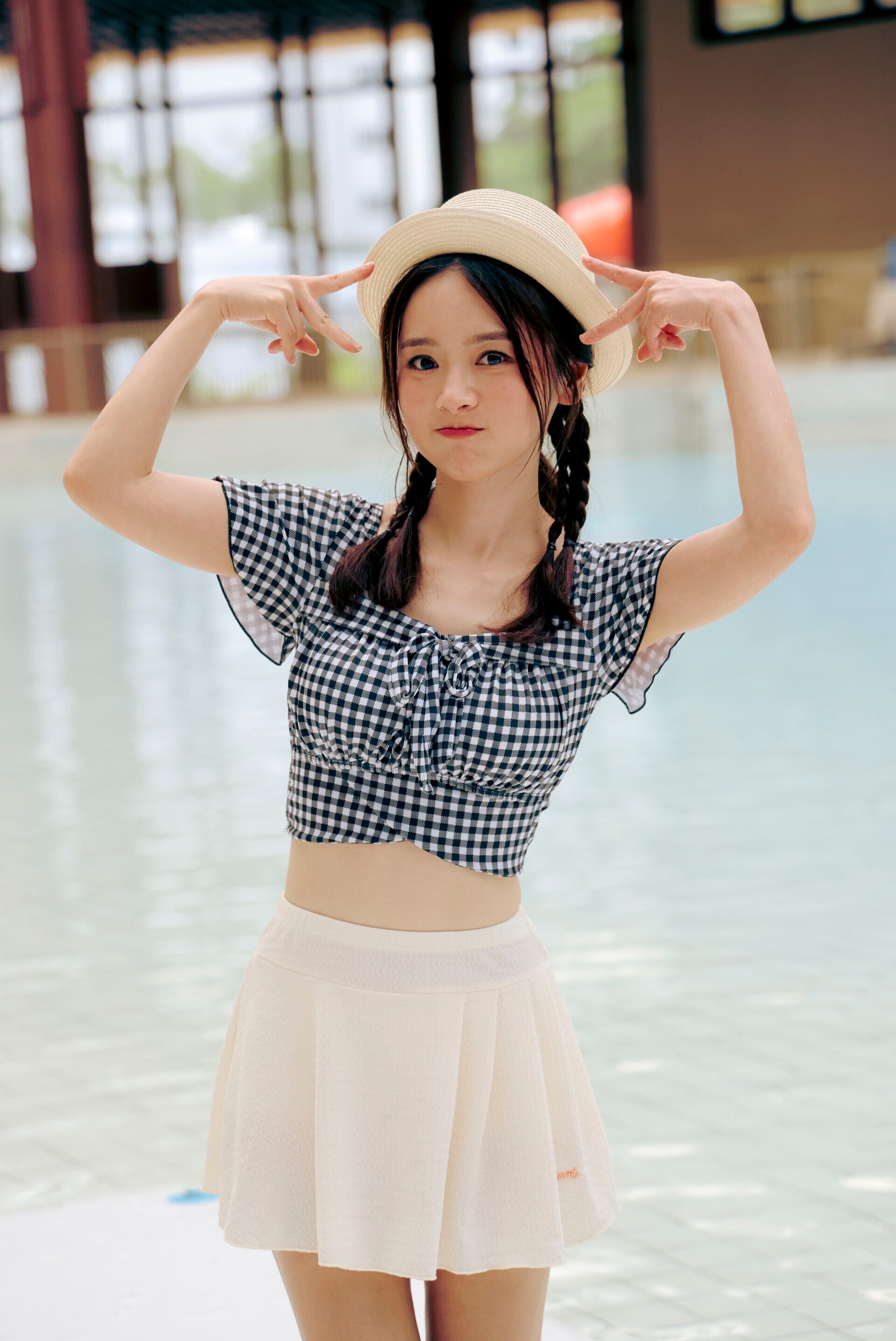10