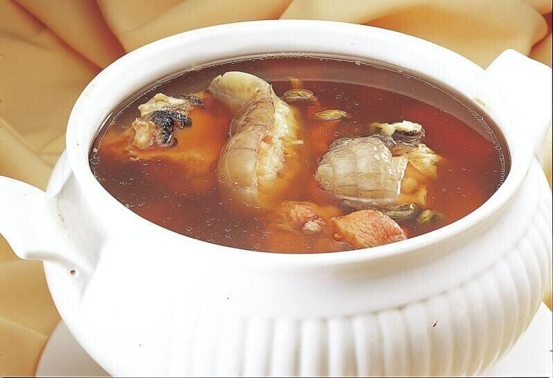海底椰川貝鱷魚肉湯