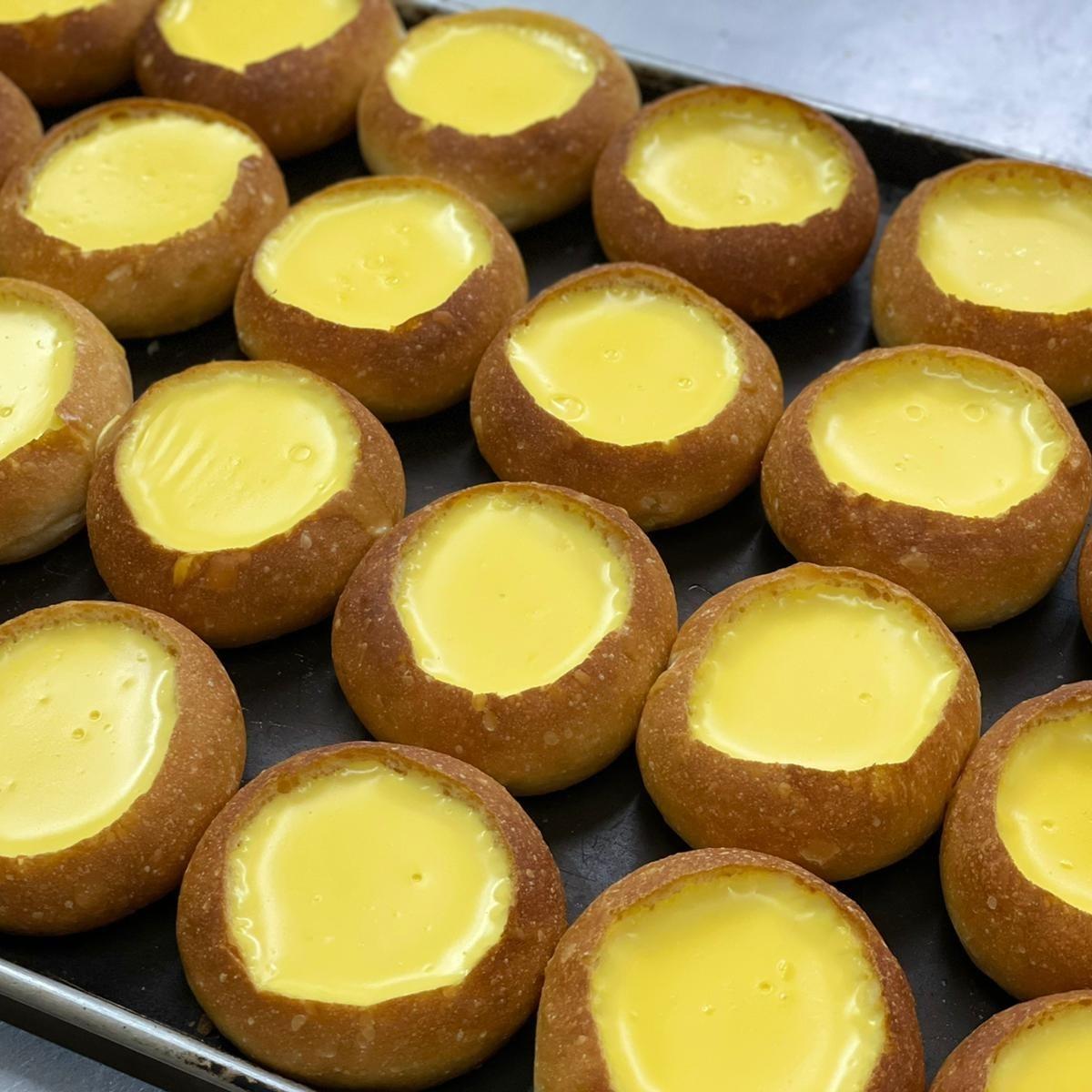 位於佐敦的多娜餅屋可說是布甸包的始祖!