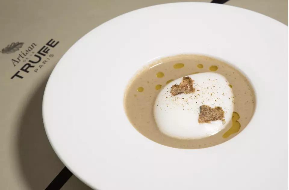 牛肝菌濃湯.松露