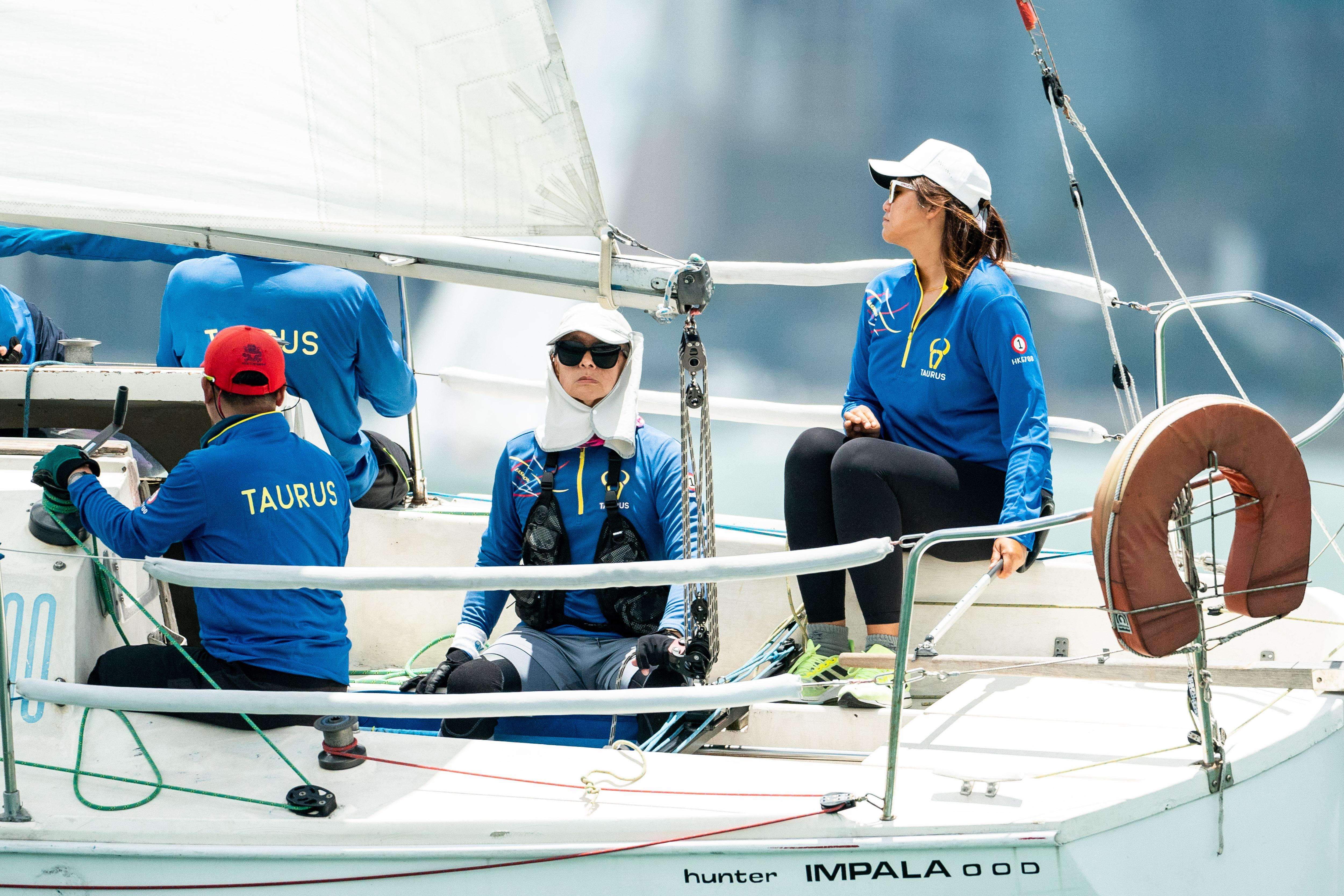 7歲女舵手領父贏女子舵手賽亞軍