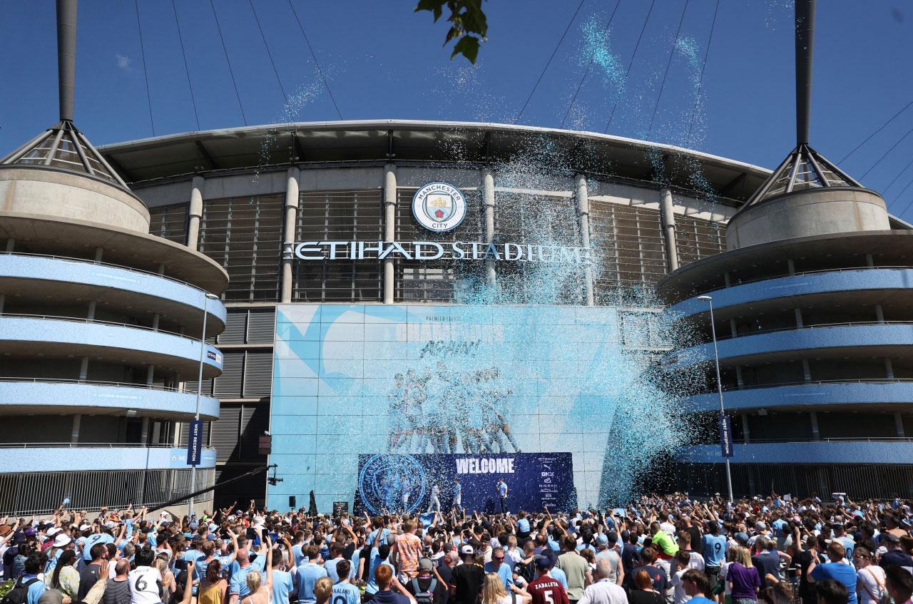 曼城晒新兵 夏蘭特揀「9號」望創傳奇