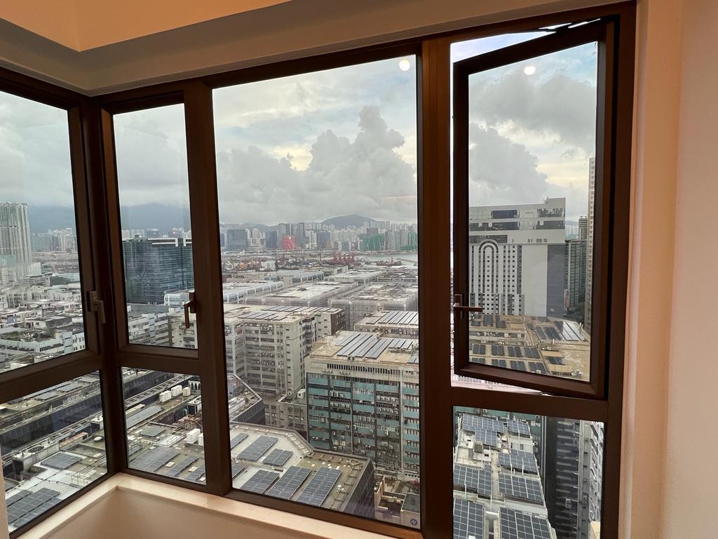 新盤租賃成交|紅磡曼翹高層一房1.4萬租出 廳房均可遠望海景