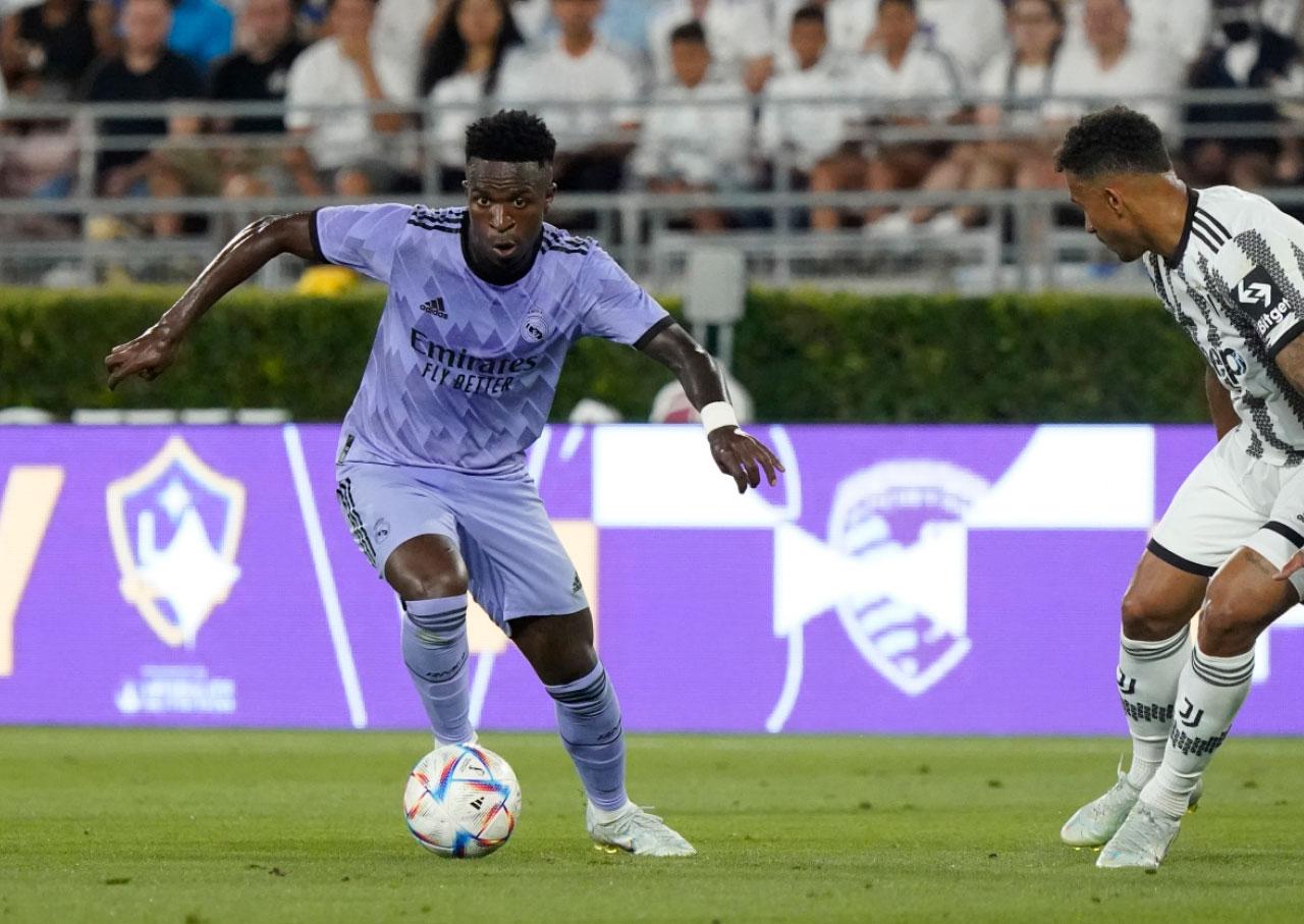 雲尼斯奧斯祖利亞