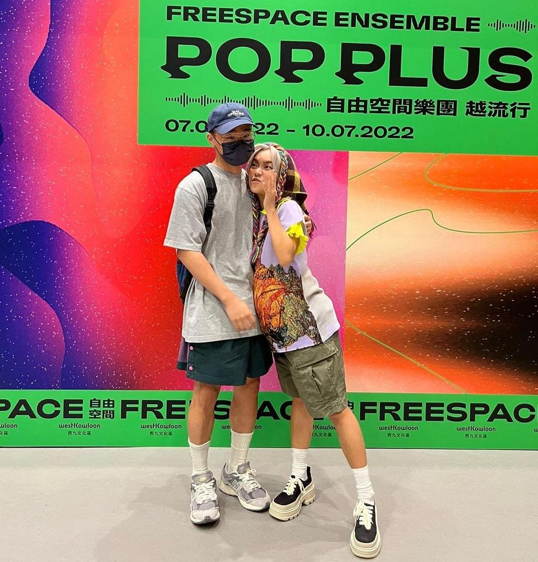 湯令山與女友moon tang感情穩定。