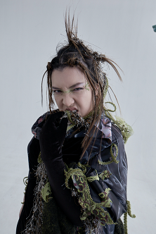 Serrini化身「真美精靈」。