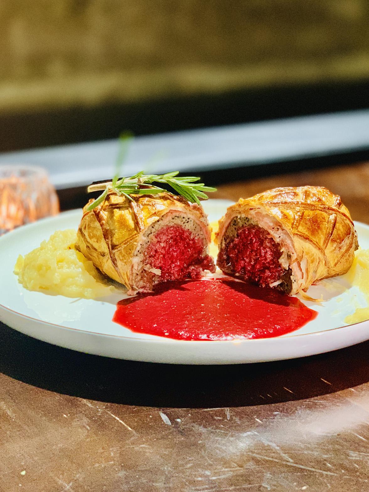 威靈頓牛柳 Beef Wellington