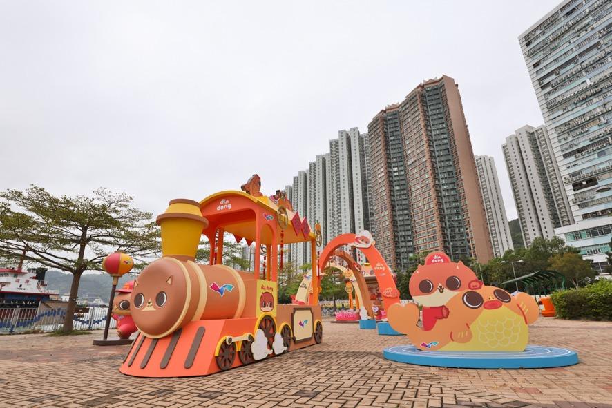 新年好去處2023｜荃灣海濱長廊「癲噹新年花車巡遊」裝置