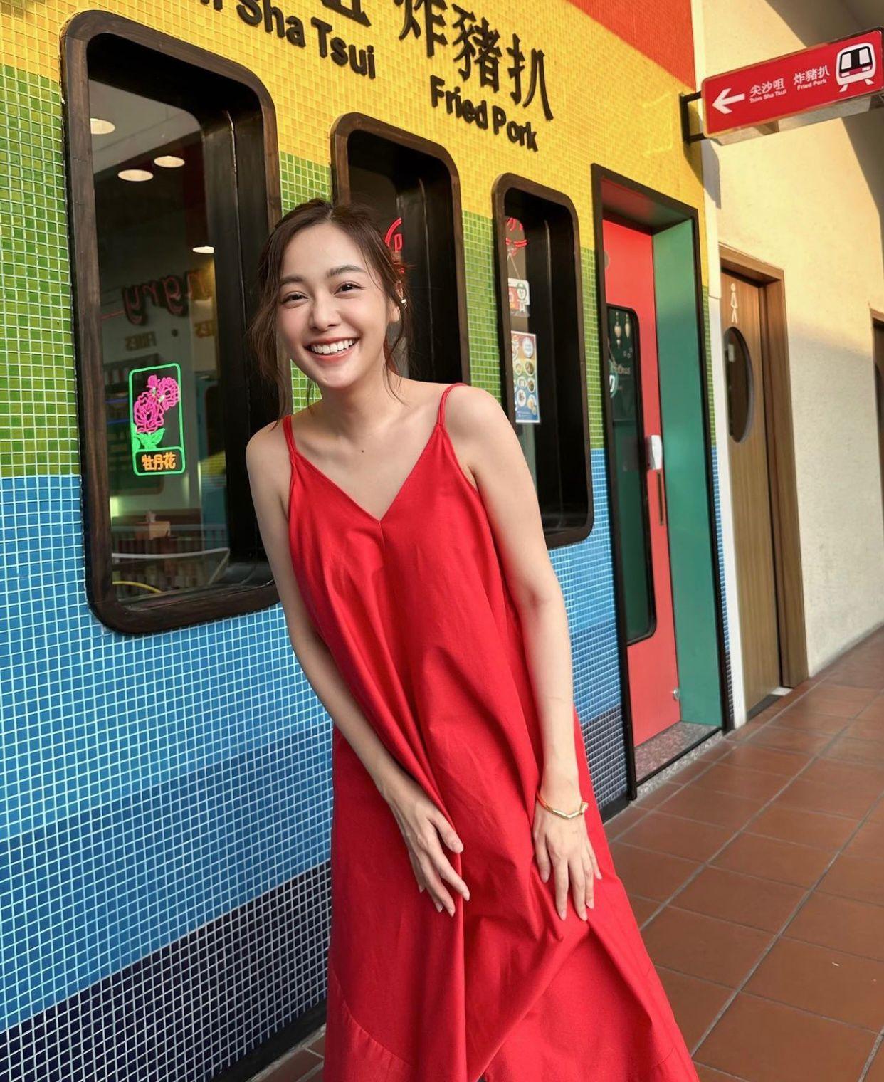 曼谷一間以香港作賣點的人氣食店,打正旗號叫「尖沙咀炸豬扒 Tsim Sha Tsui Fried Pork」。