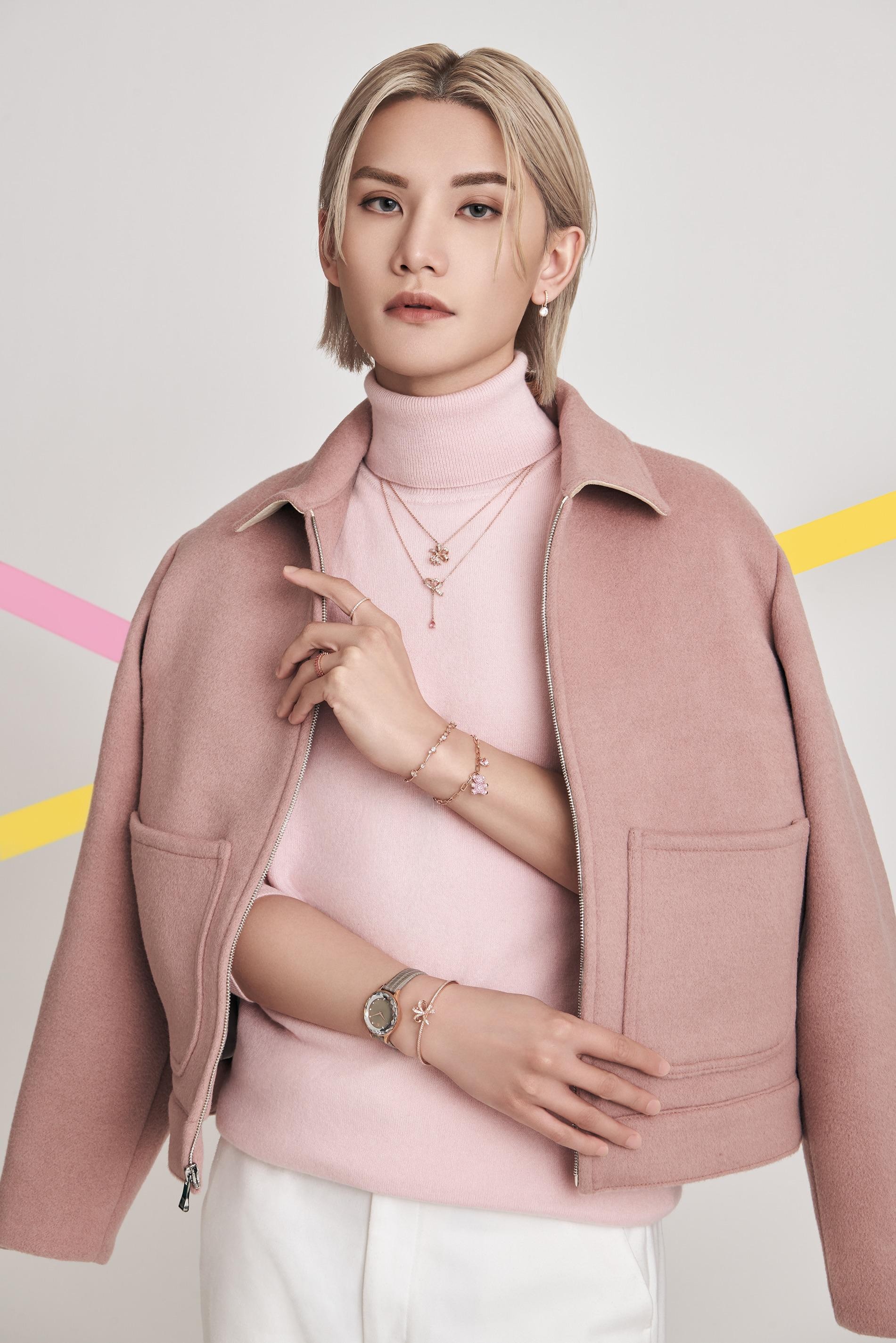 情人節禮物推介2023｜SWAROVSKI今年邀請Jeremy演繹多款情人節首飾。