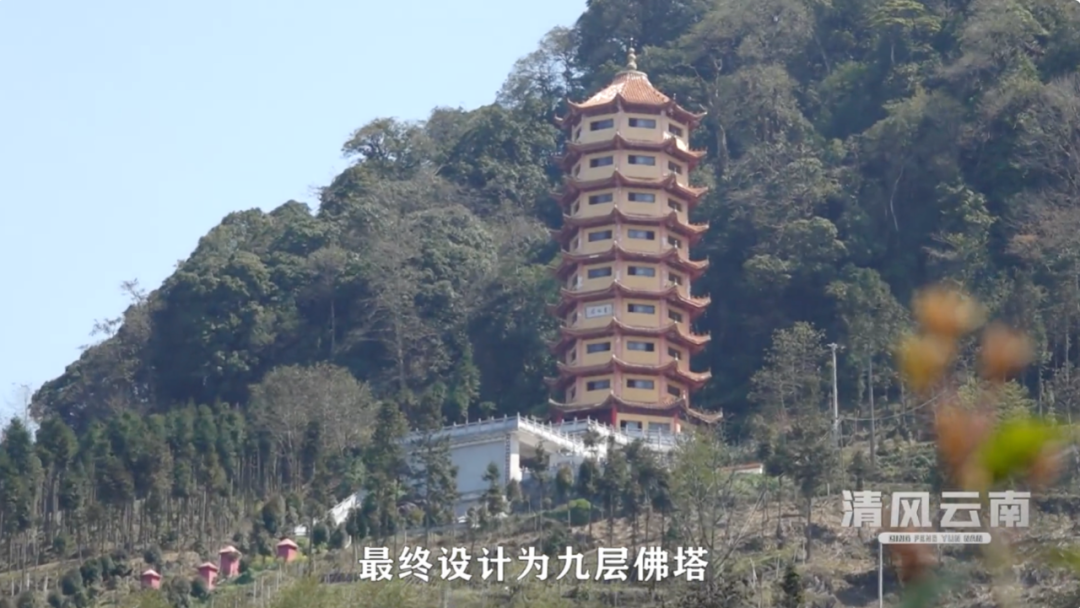 羅廷才興建9層佛塔,又畫上龍紋,寓意九五至尊。(互聯網)