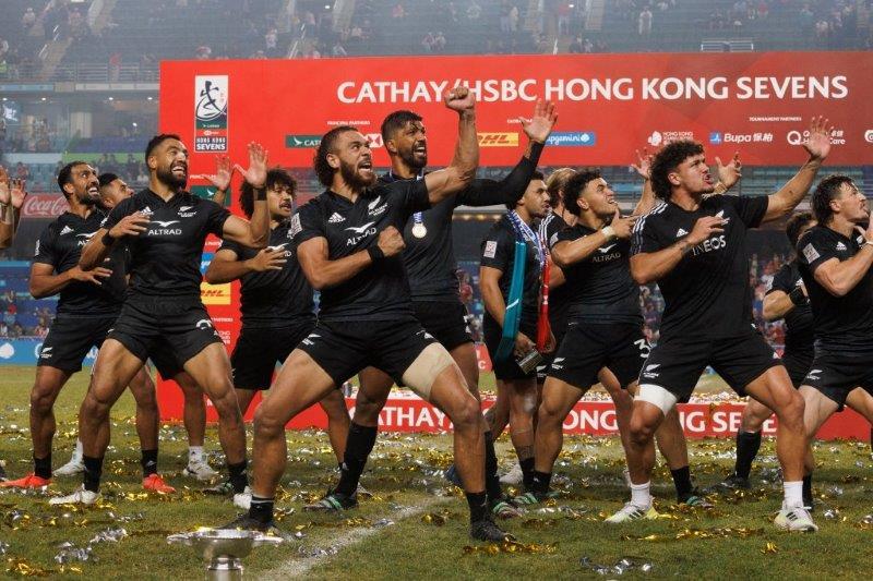 新西蘭男隊跳傳統戰舞慶祝