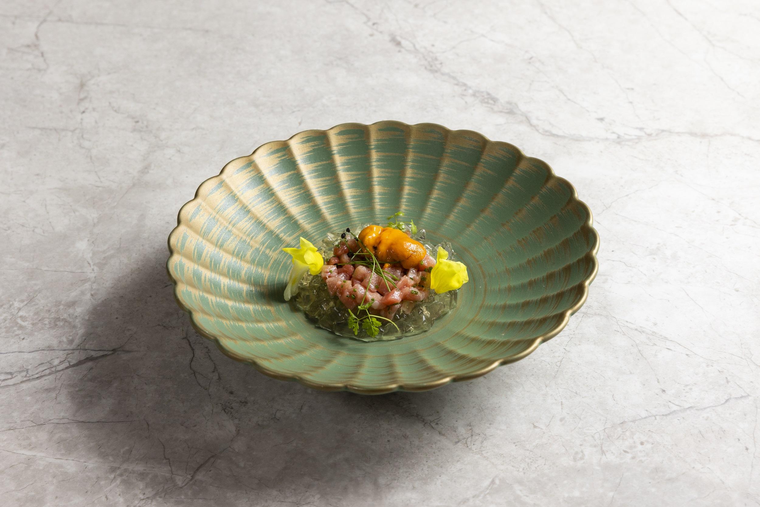 主廚Chris Chan加盟 1111 ONES 東西融會的驚喜之旅