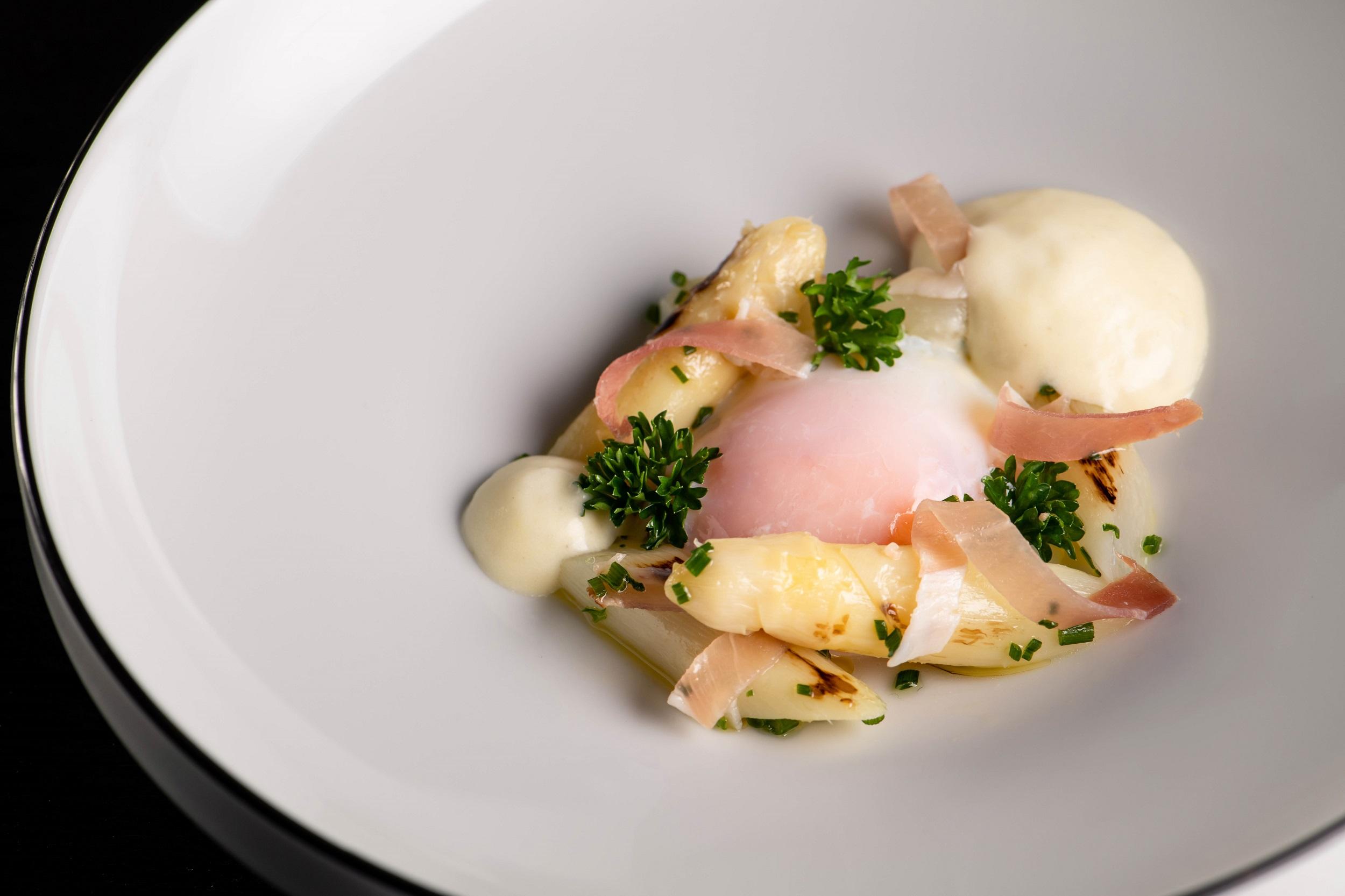 HEIMAT 母親節四道菜午市套餐 細味時令白蘆筍美饌