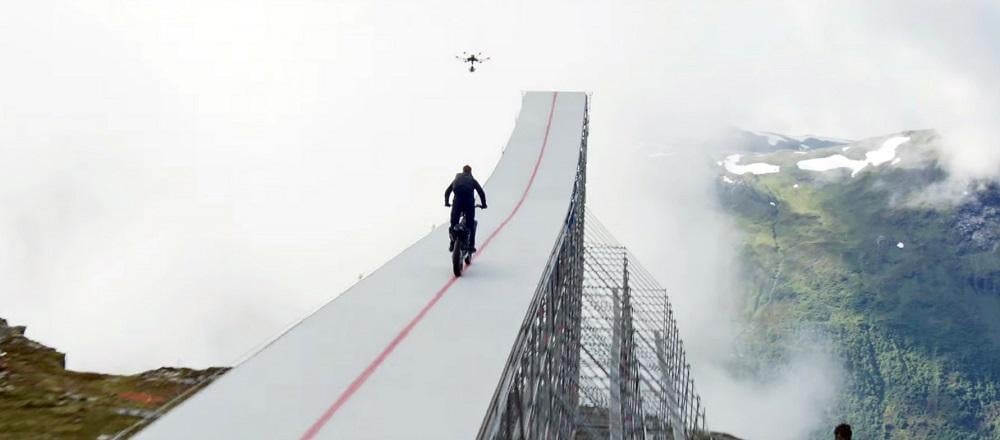 《職業特工隊》系列喪跑片段(有片) 賀湯告魯斯61歲生日
