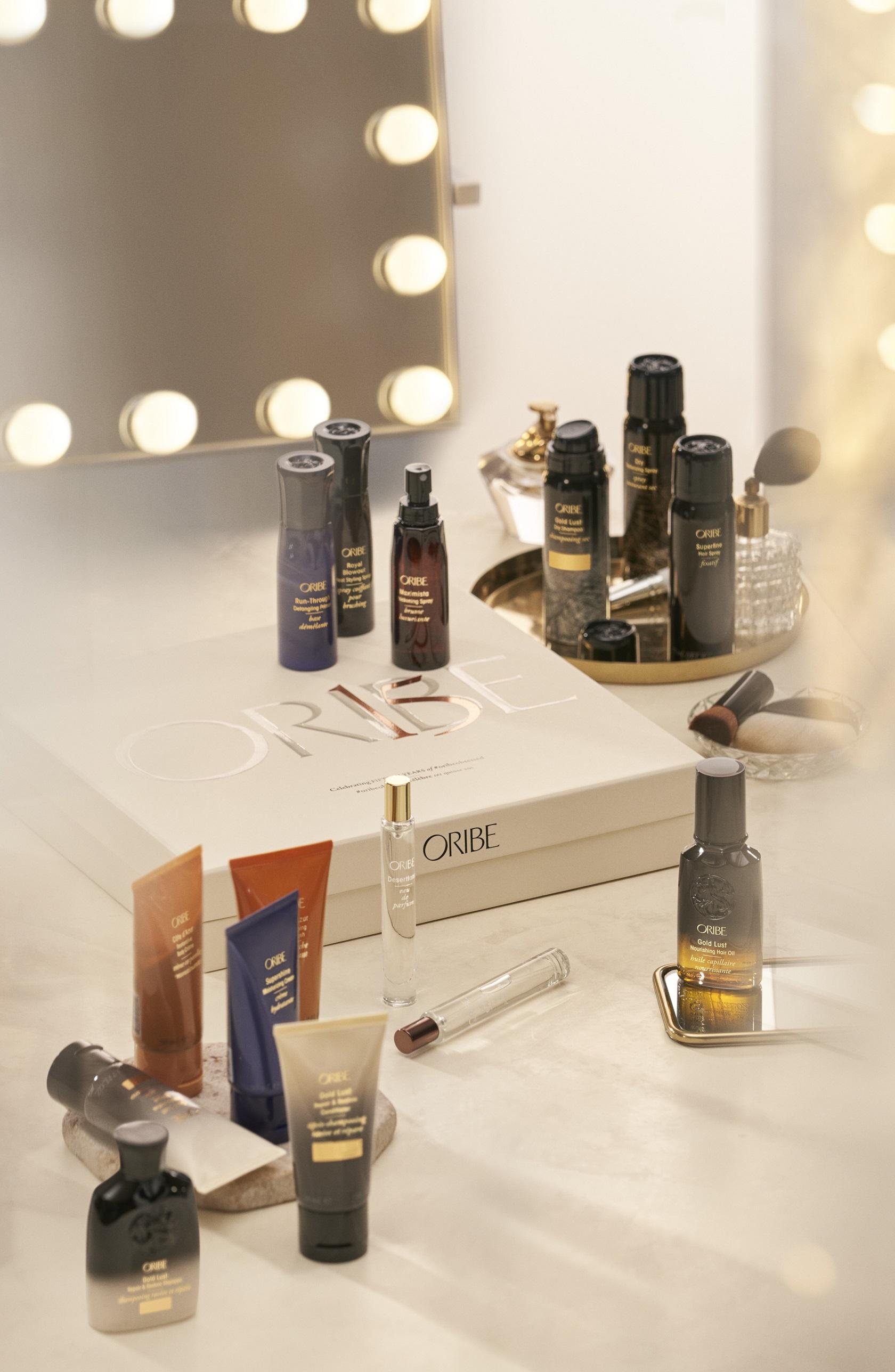 ORIBE 15周年限量版紀念套裝內有15款經典名作。