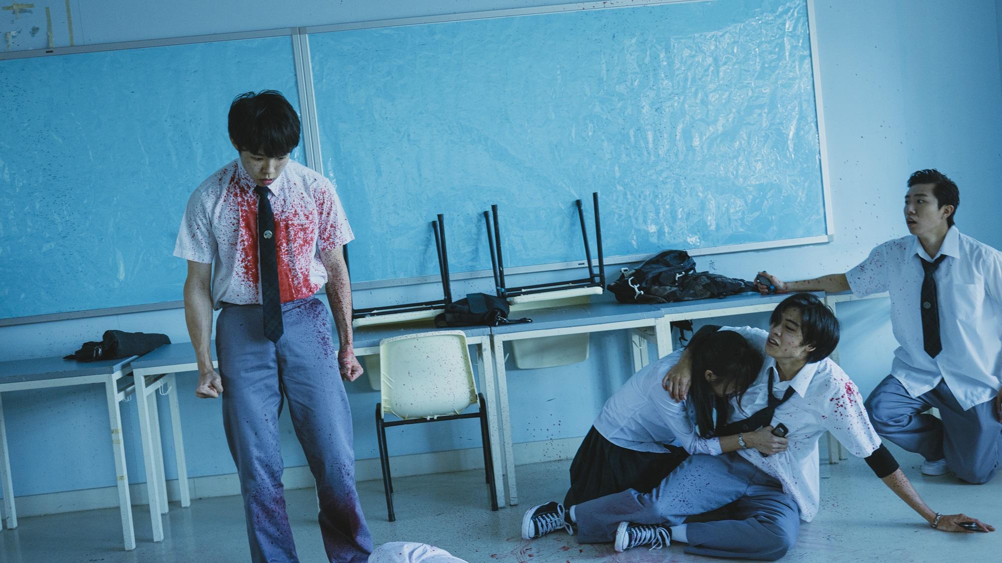 上周講到Marco目擊好友Billy爆頭死亡,大受打擊。(《那年盛夏我們綻放如花》劇照)