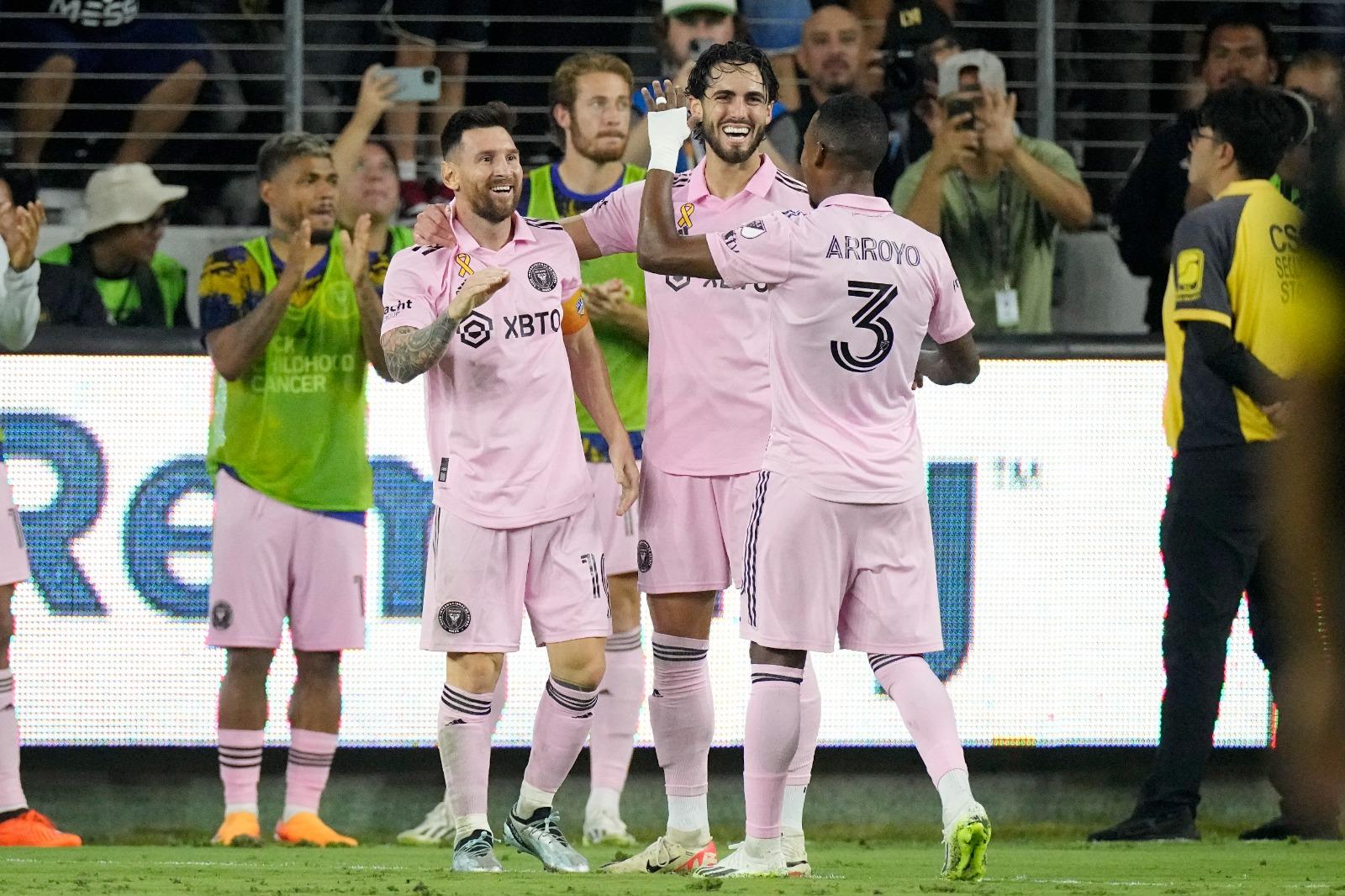 球王美斯美職交出兩次助攻,助球隊贏波,亨利王子見證。(路透社)