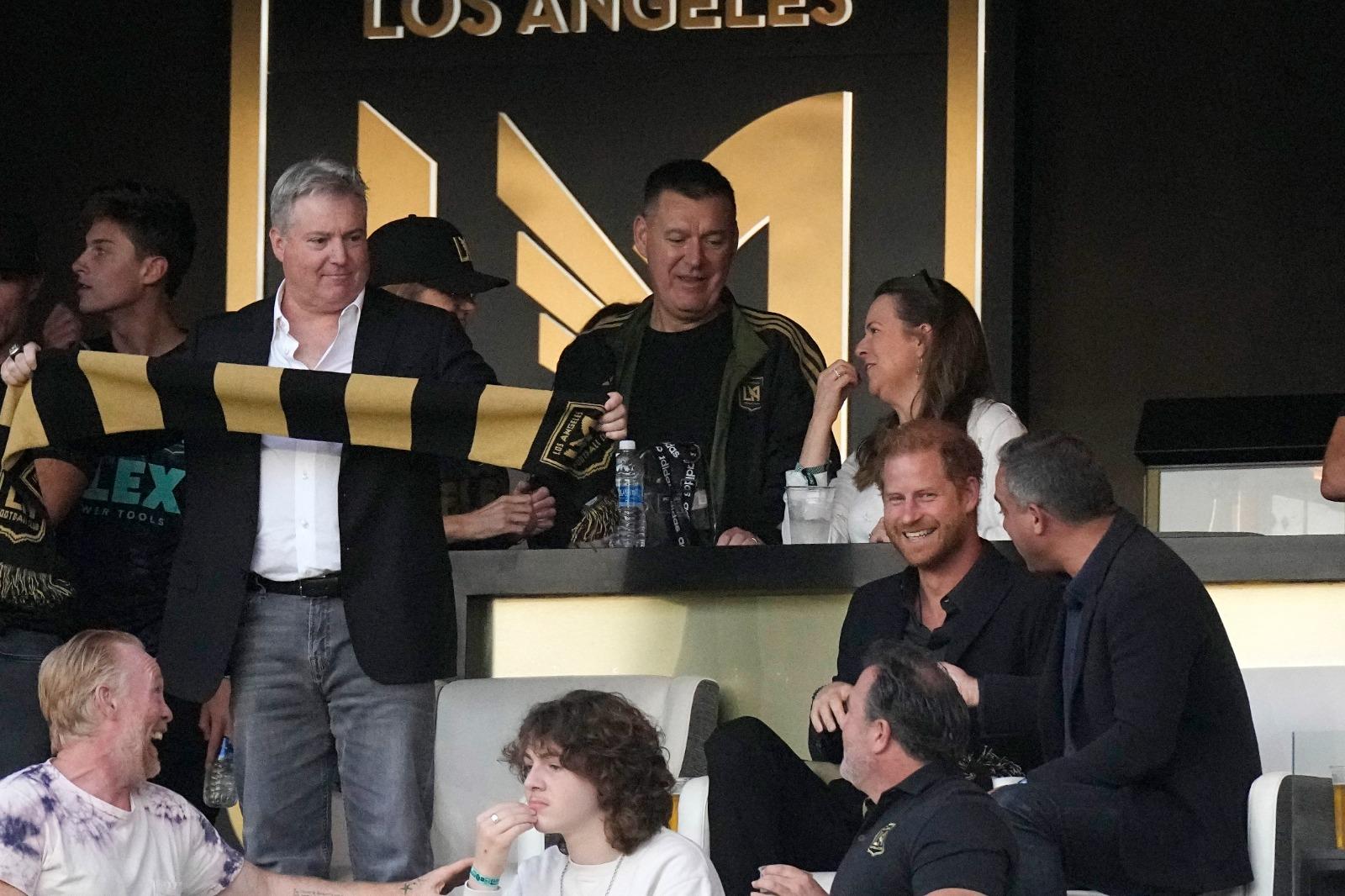 球王美斯美職交出兩次助攻,助球隊贏波,亨利王子見證。(路透社)