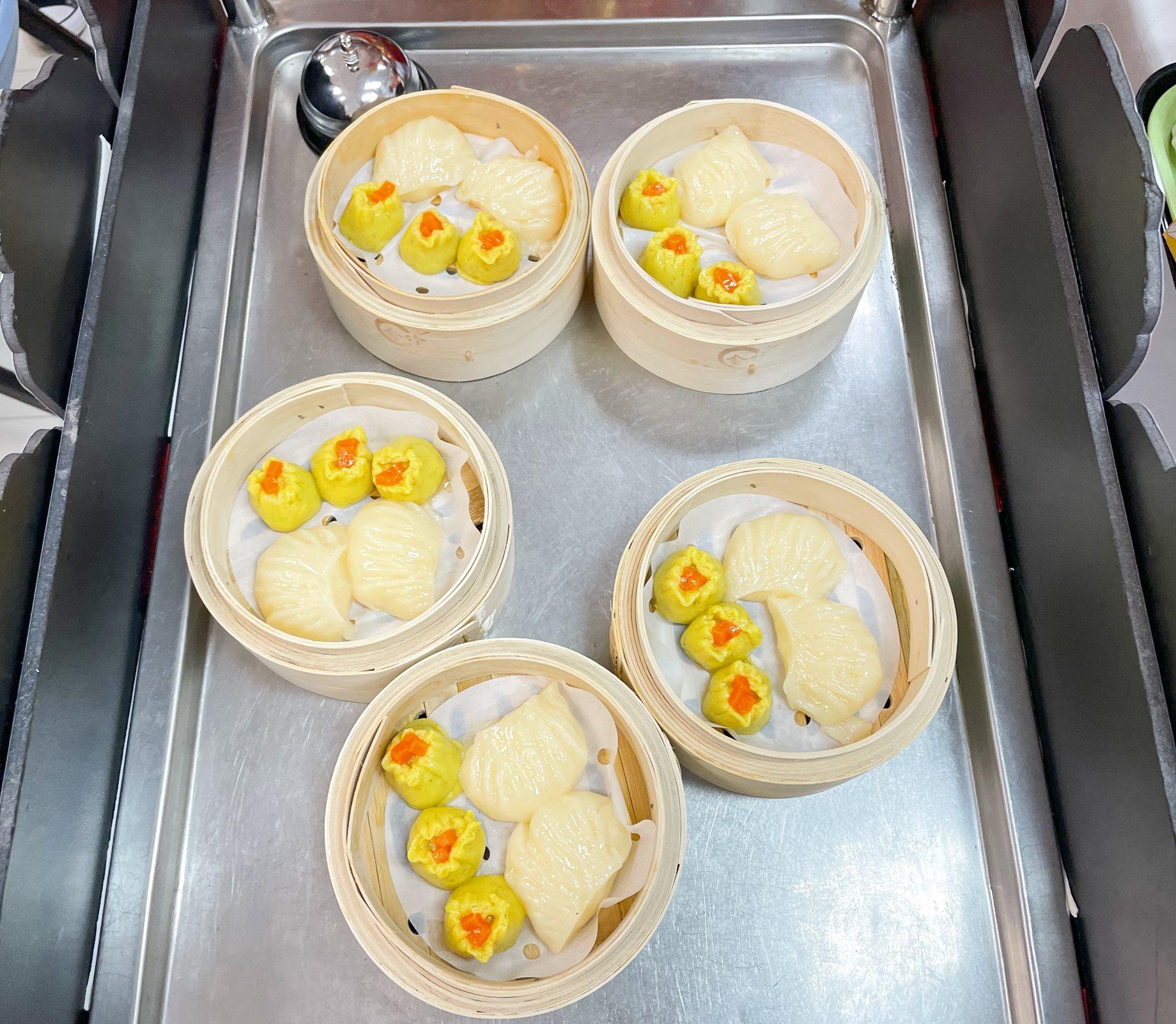 特制點心造型軟餐讓有吞嚥困難的長者也可體驗飲茶樂趣。(煤氣公司提供)