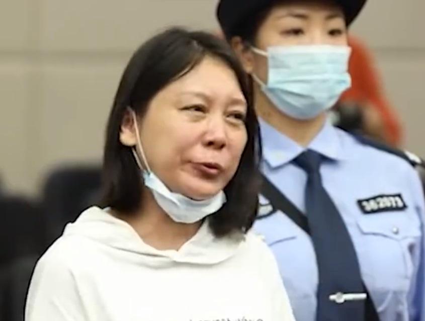 勞榮枝受審時的圖片。(網上截圖)