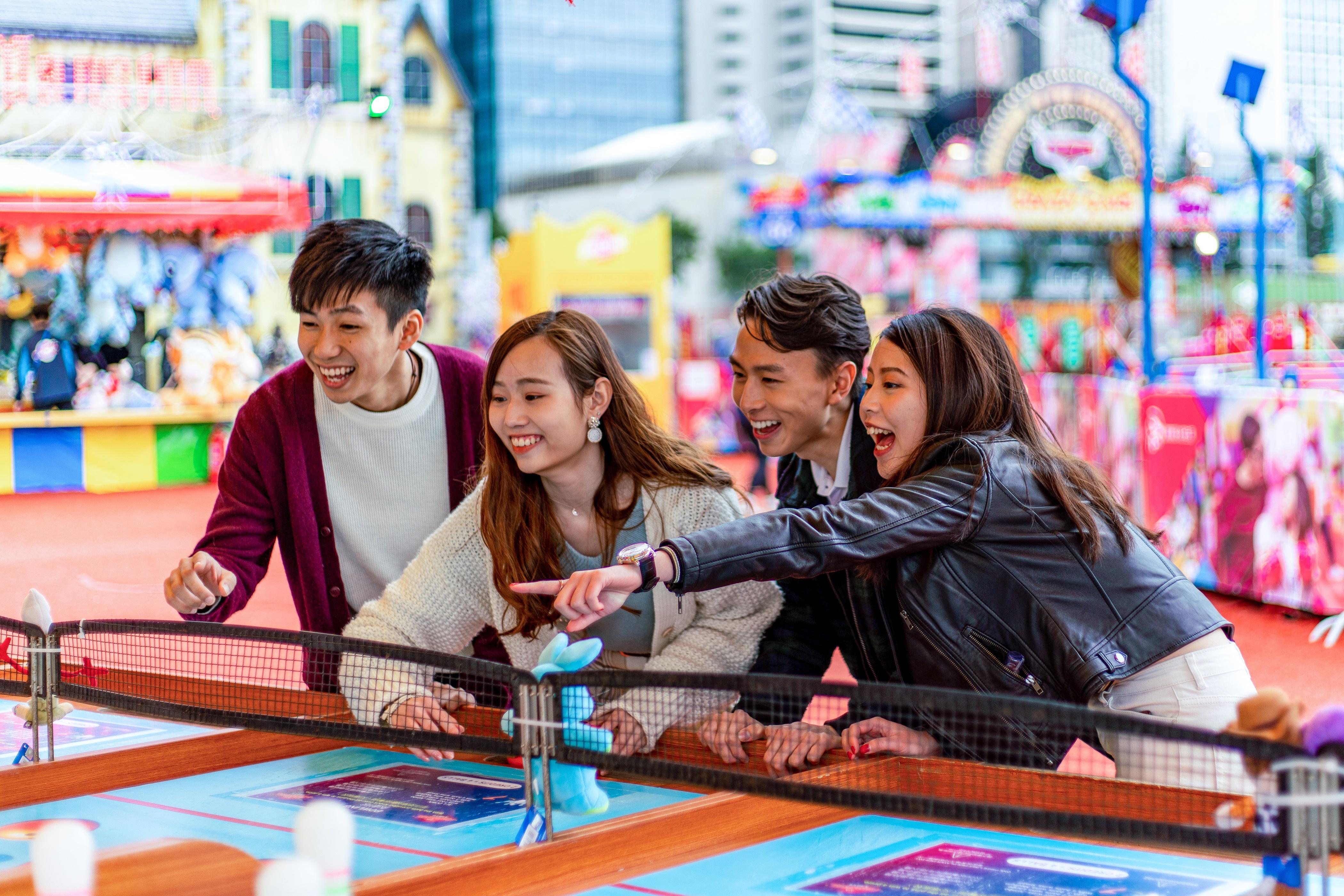 AIA嘉年華2023｜開放時間/網上購票/門票優惠/代幣價錢/場內美食一文睇清友邦嘉年華正式開幕！(多圖) | am730 | am730