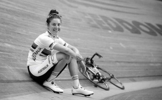 單車世界冠軍丹尼斯被控開車撞死同為單車世界冠軍的妻子賀斯堅斯,二人育有一對子女。(網上圖片)