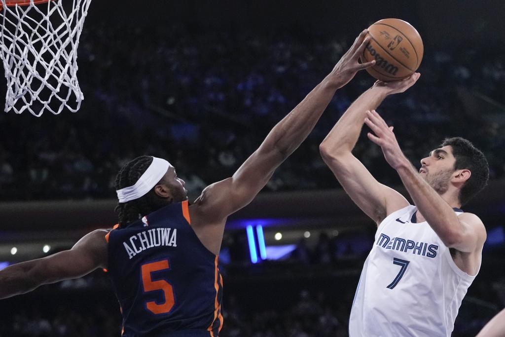 紐約人以123:113擊敗灰熊。(美聯社)