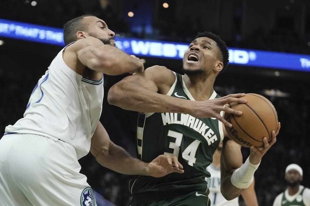 木狼作客擊敗公鹿。(美聯社)