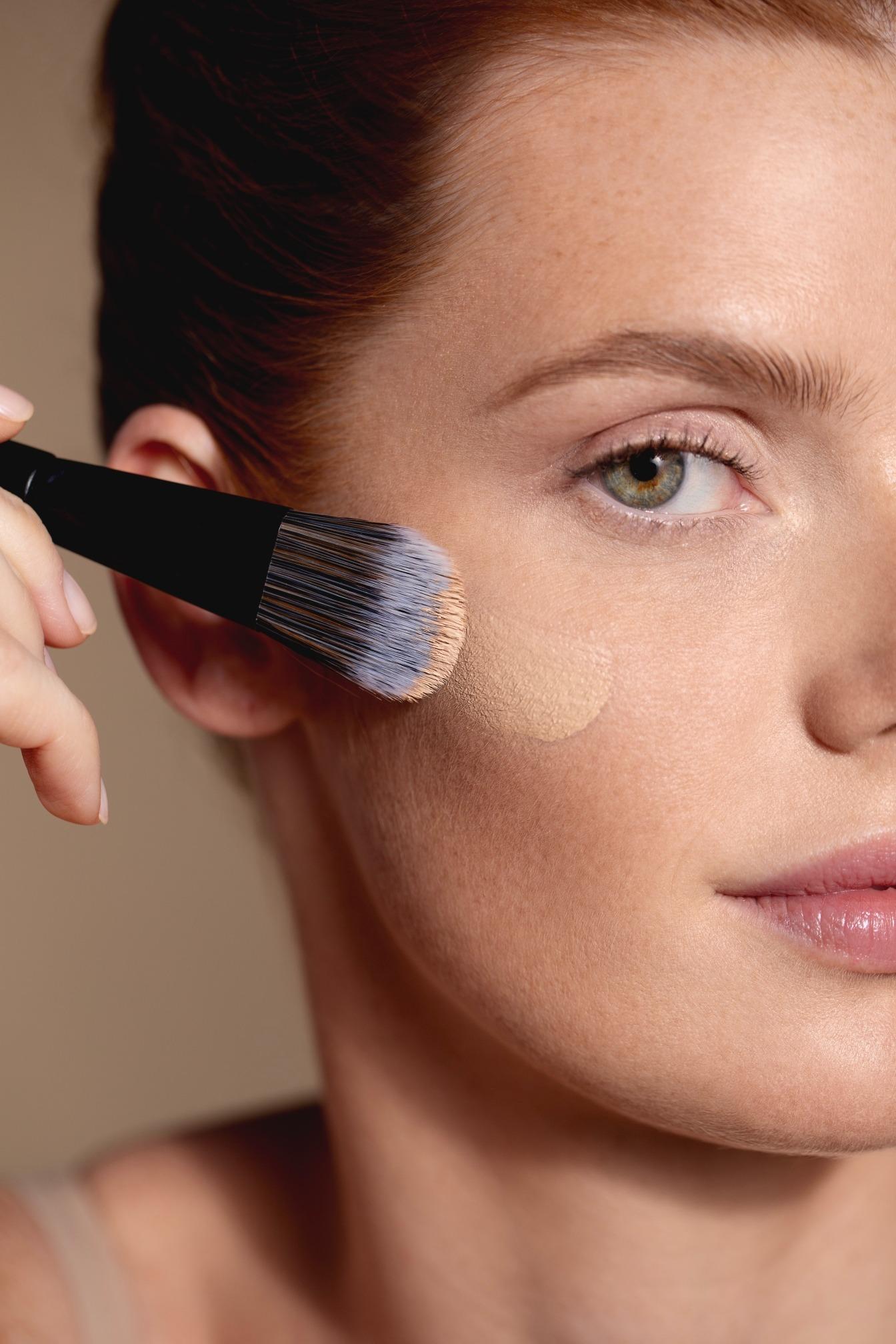 粉底液2024推介｜Sisley植物持久養肌粉底液 $750/30ml