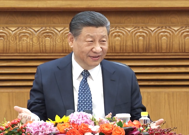 國家主席習近平在北京人民大會堂,會見美國工商界及戰略學術界代表。(央視影片截圖)