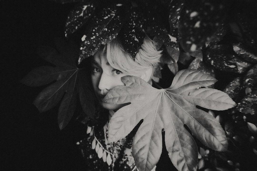 Jer柳應廷特地往日本取景,為黑膠唱片《I am the I》拍攝相集。