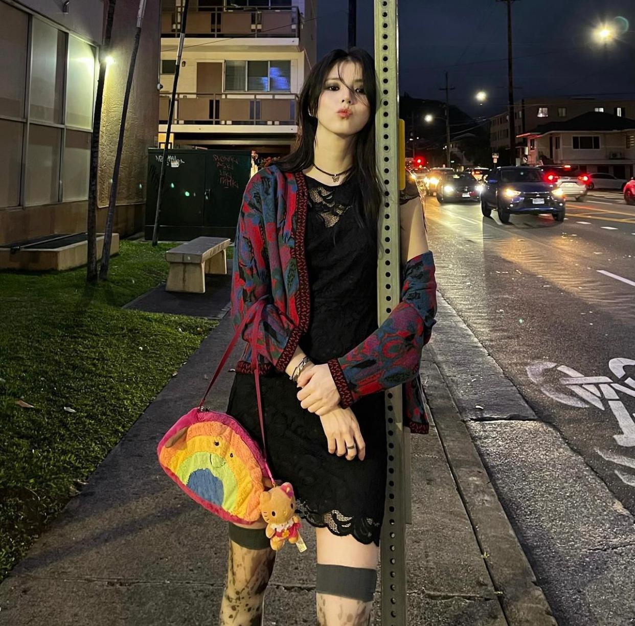 韓韶禧今日出PO公開夏威夷靚相。