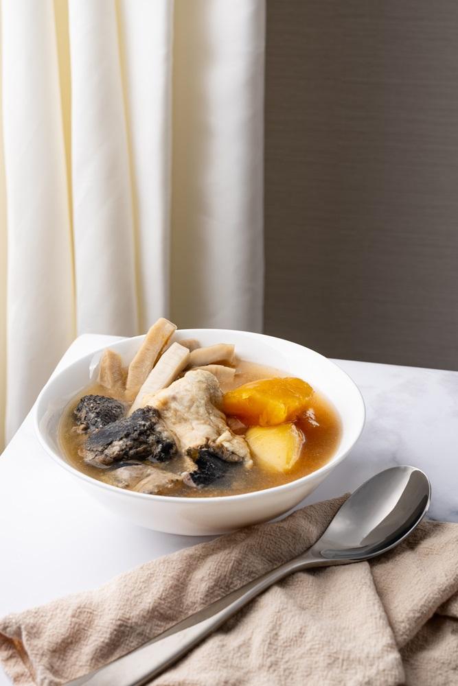 花膠椰子木瓜燉竹絲雞湯(400克)|$38/盒;$108/3盒