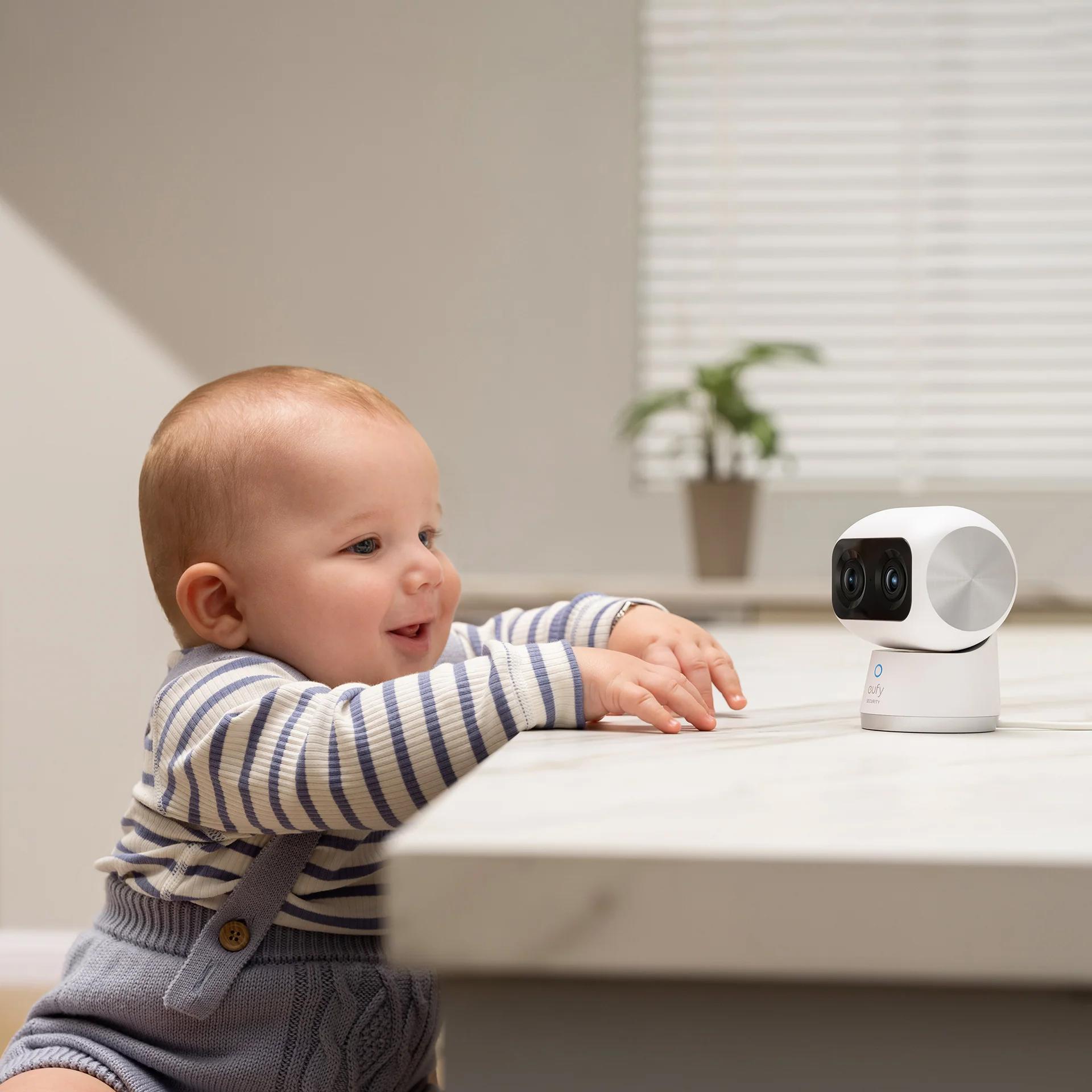 安裝家用監控鏡頭能保障財產及家中老幼安全絕對是最好的選擇,無論是嬰兒、兒童、長者或寵物都能照顧周到。