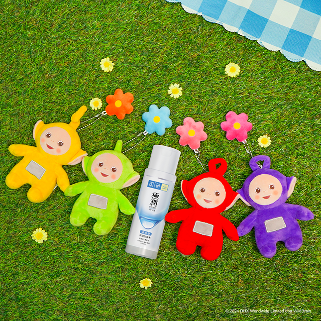 特別附有手拖手磁石設計,儲齊4款BB肌花漾得得B,可手拉手成閨密伴侶。