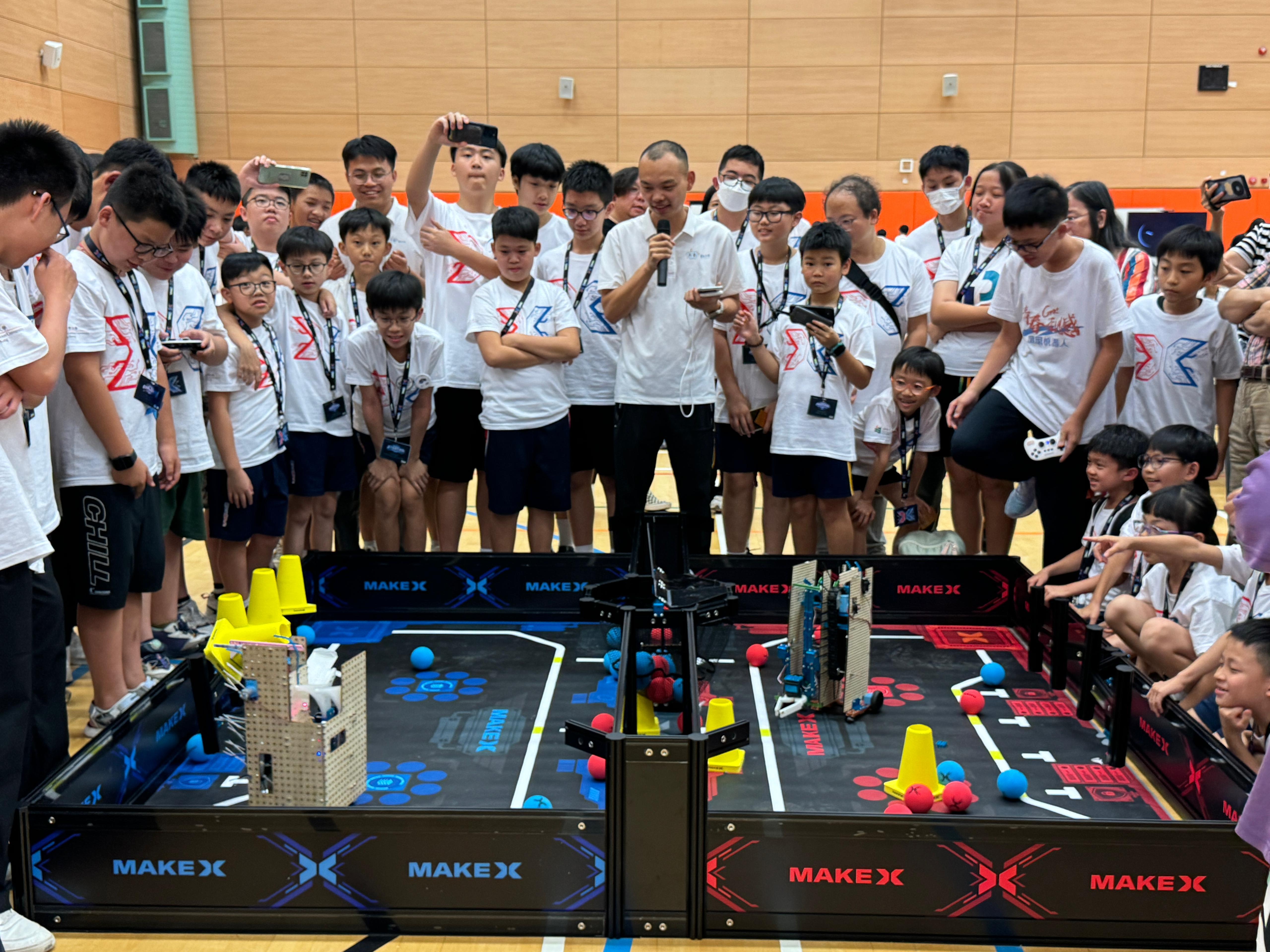 2024 MakeX 機械人挑戰賽年中賽（香港）暨粤港澳大灣區邀請賽（香港站） 雲集400位創科界未來棟樑 推動兩地STEAM交流 | am730