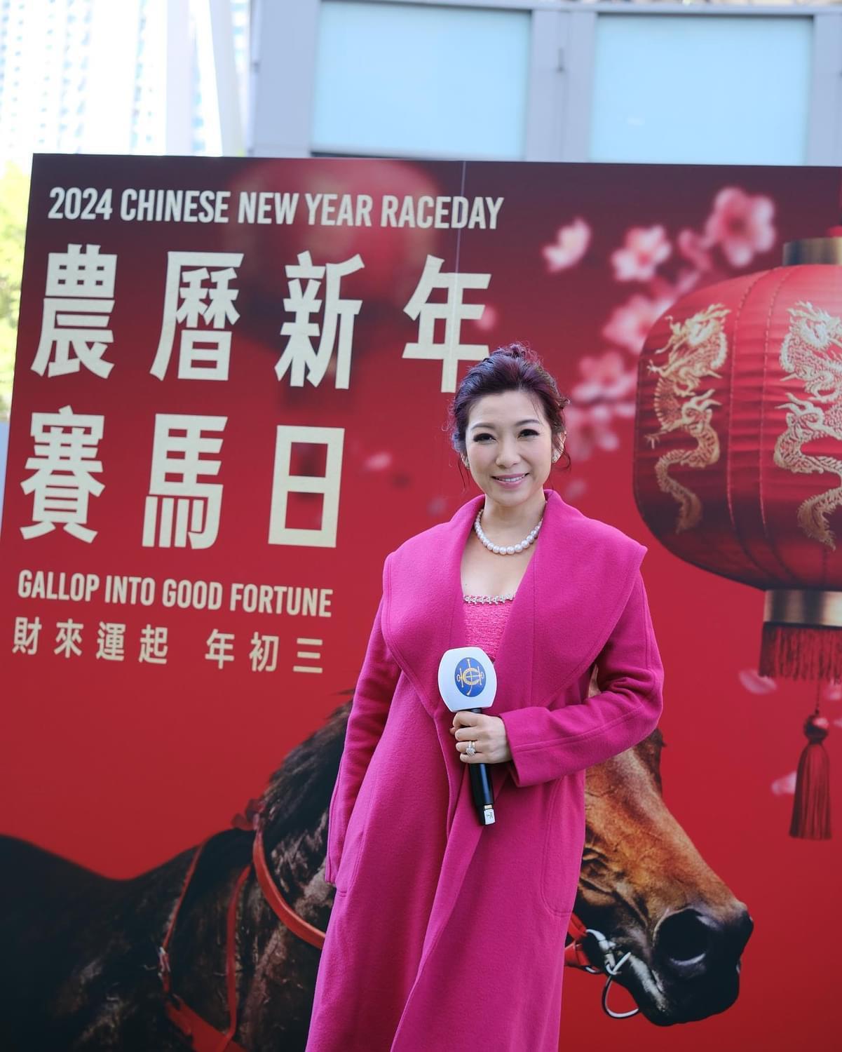 朱凱婷精通多國語言,每月為不少品牌活動擔任司儀,密密接Job。