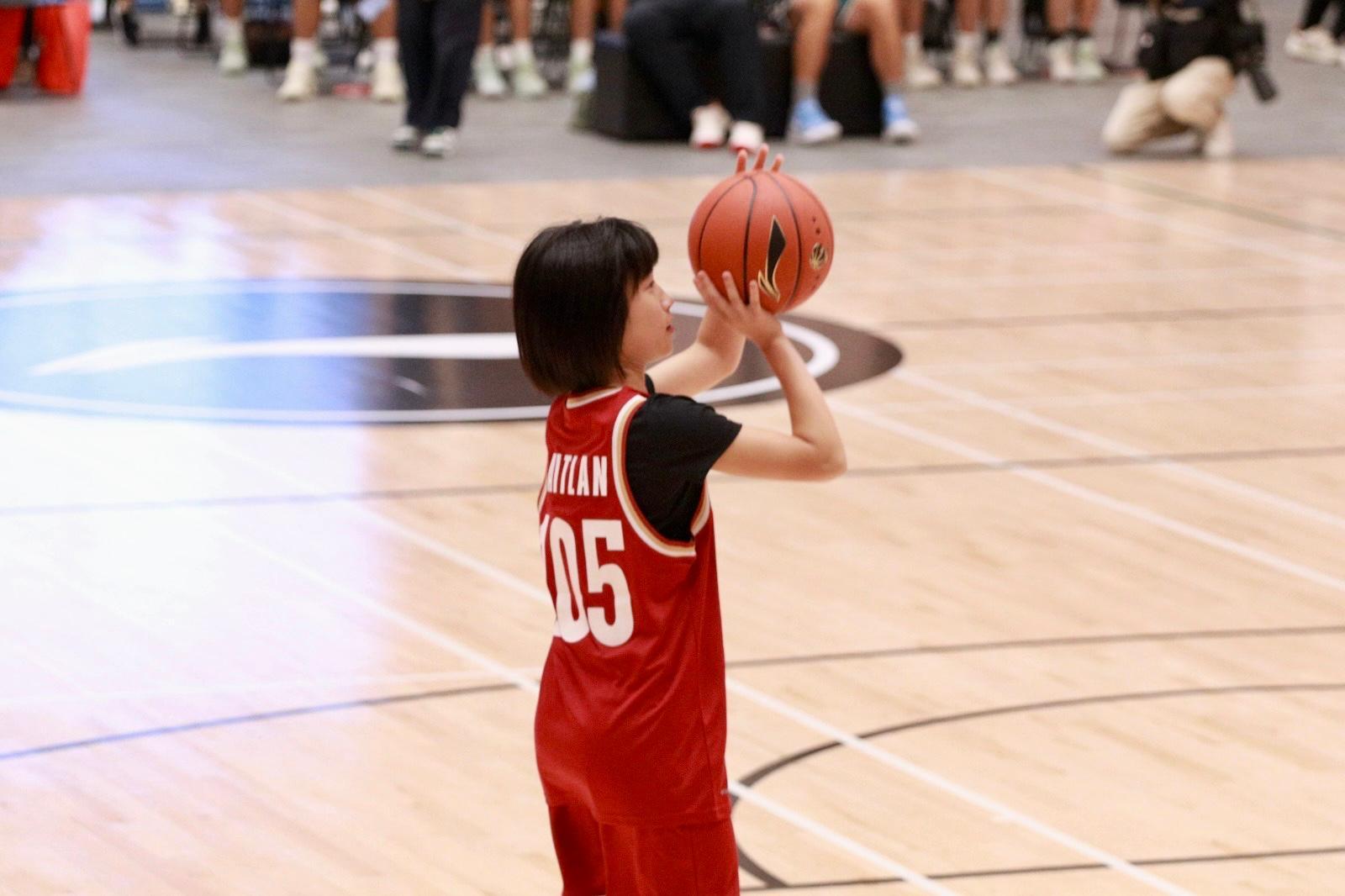 畢拿中國行香港站完結 訪西沙為本港小將助威