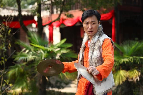 王晶執導《笑功震武林》,由曾志偉、吳君如、鄭中基、王祖藍等主演。