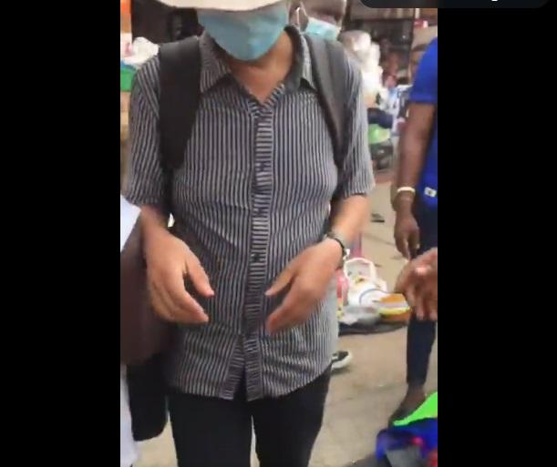 「iPhone」被小販搶回。(互聯網)