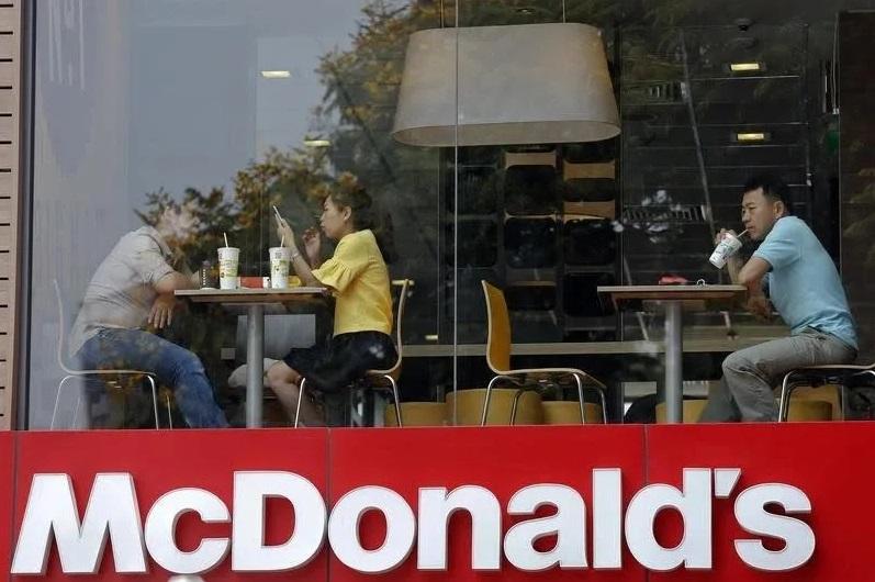 圖為胡志明市麥當勞分店。(資料圖片)