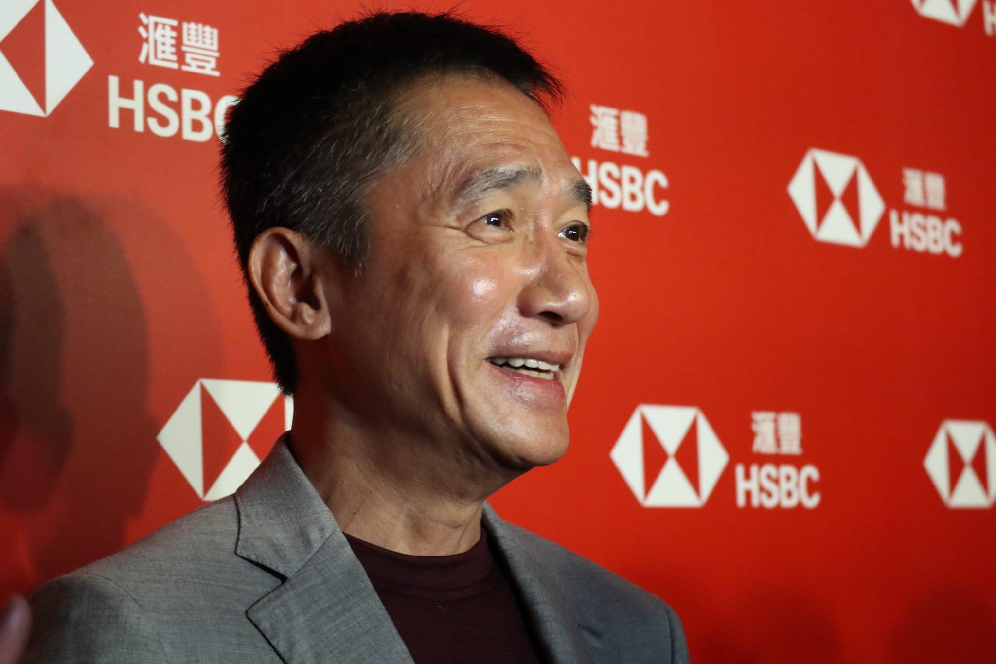 偉仔指,他與嘉玲均是財政獨立,理財一直交由專業人士去處理。