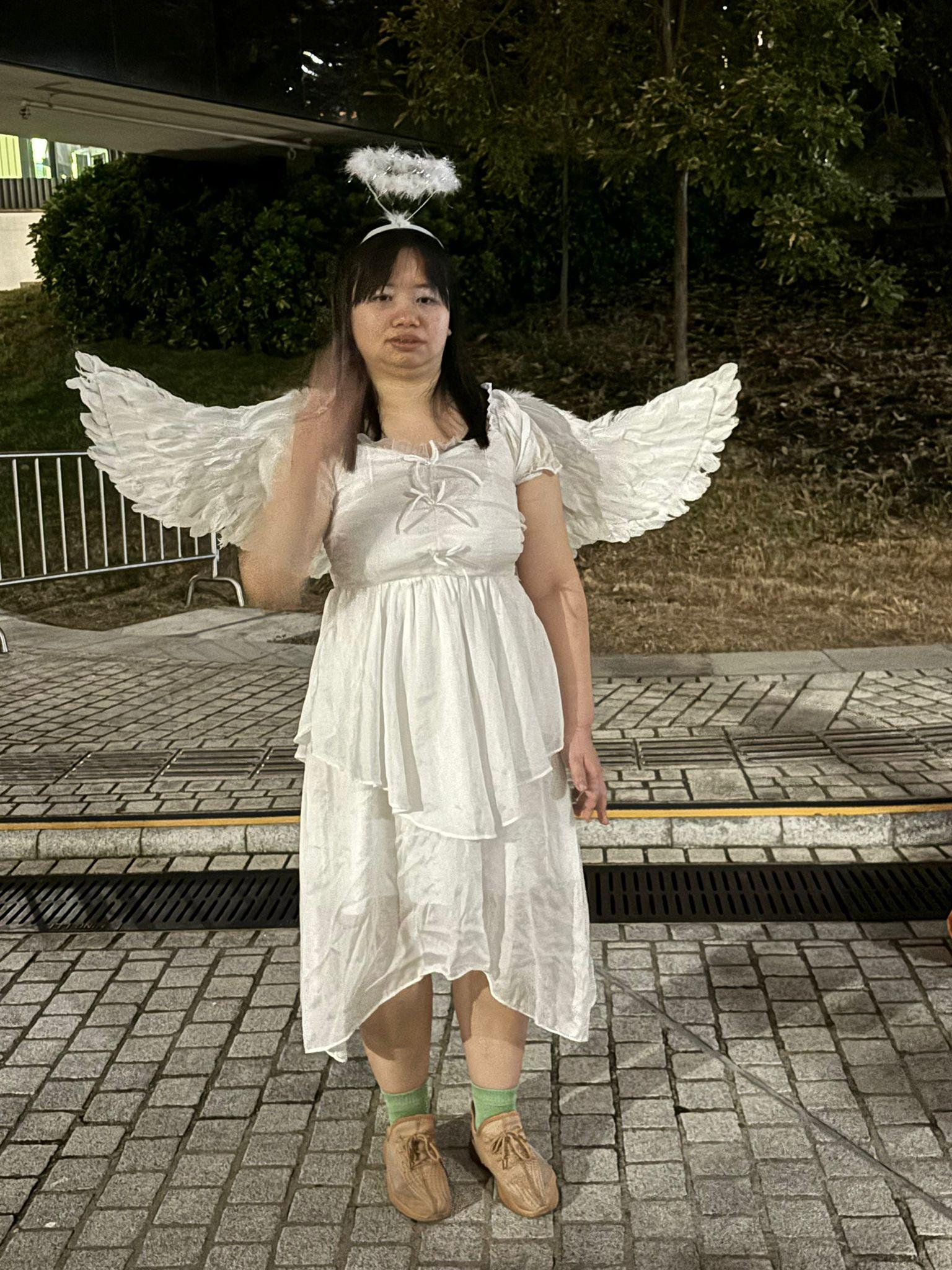 薛影儀化身為Angel在西九出沒。