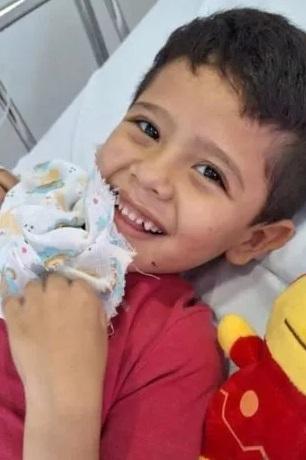 遭繼父虐待的5歲男童萊維。(互聯網)